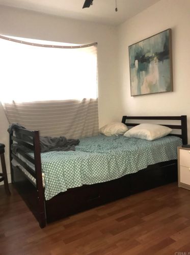 4265 Lochlomond St, San Diego CA 92111-3628 exterior