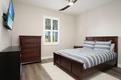 1722 Mockingbird Dr, Fort Pierce FL  34986-2049 exterior