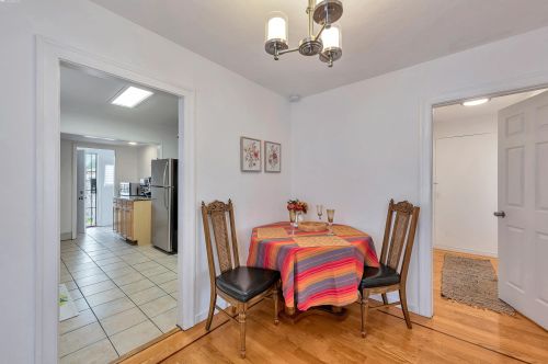 2031 103rd Ave, Oakland CA  94603-3325 exterior