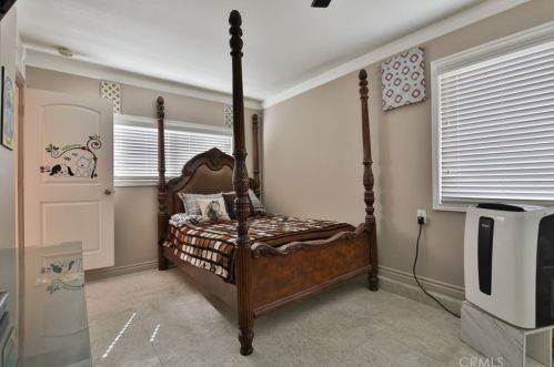 10891 Hulme Ave, Lynwood CA  90262-2231 exterior