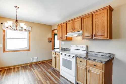 2014 18th Ave, Kenosha, WI 53140-4718