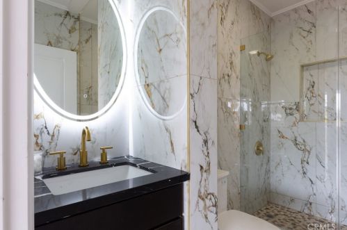 3841 Pacific Ave, Long Beach CA  90807-3227 exterior