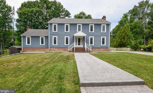 102 Camden Dr, Fredericksburg, VA 22405-2435