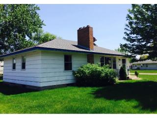 9713 Clinton Ave, Minneapolis, MN 55420-4453