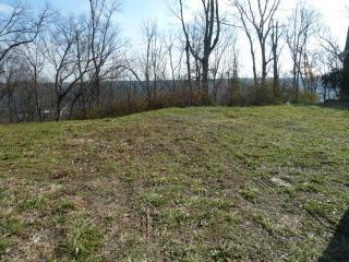 848 Pinehurst Dr, Covington, KY 41017-9642