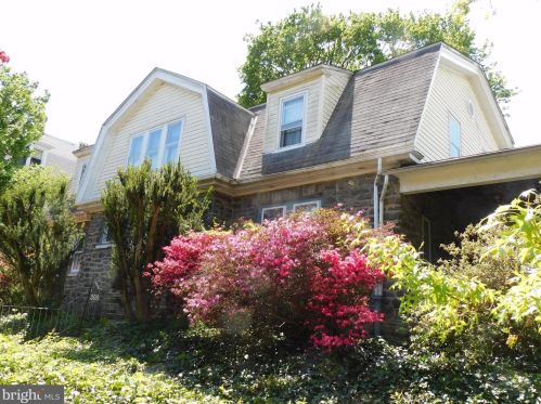 300 Borbeck Ave, Philadelphia PA 19111-2207 exterior