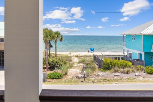 765 Gorrie Dr, Saint George Island FL  32328-2912 exterior