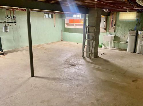 1398 Walnut Ln, Macungie PA  18062-9402 exterior