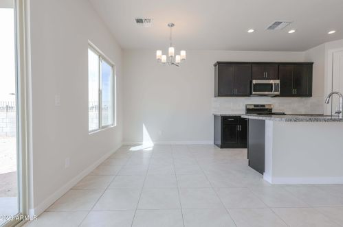 1380 Avenida Kino, Casa Grande AZ  85122-3278 exterior