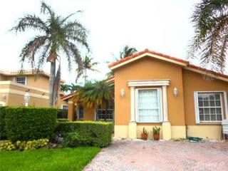 16617 98th Ter, Miami, FL 33196-5803