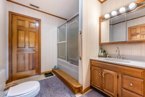 22 10th St, Kingston NH  03848-3717 exterior