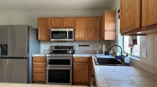 9805 Verbena Dr, Desert Hot Springs CA  92240-1908 exterior