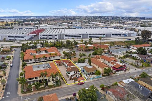 2515 Congress St, San Diego CA 92110-2746 exterior