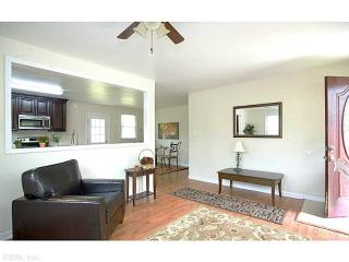 1303 Cleona Dr, Chesapeake VA  23324-3758 exterior