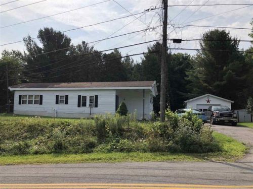 1006 Umberland St, Morristown, NY 13664-3206