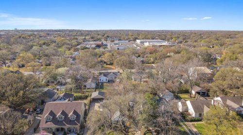 3527 Westcliff Rd, Fort Worth TX  76109-2821 exterior