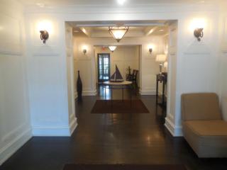 150 Southfield Ave, Stamford CT  06902-7756 exterior