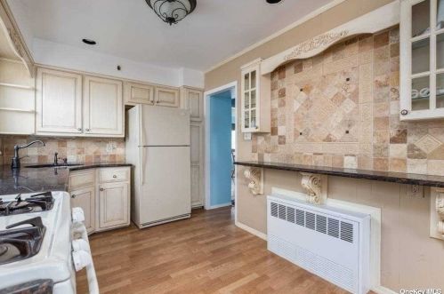 2335 Mitchell Pl, North Bellmore NY  11710-3332 exterior