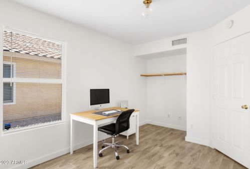 950 Redondo Dr, Gilbert AZ 85233-7539 exterior