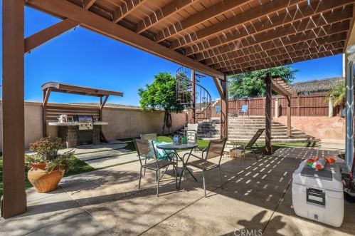 35265 El Diamante Dr, Wildomar CA  92595-7860 exterior
