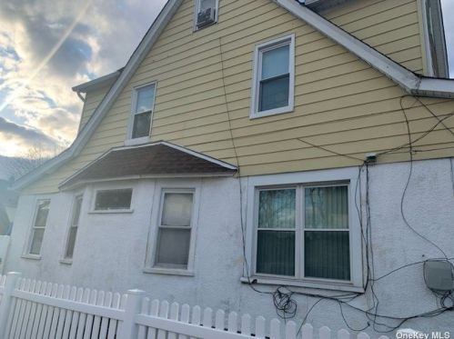 112-46 208th St, Jamaica, NY 11429-1007