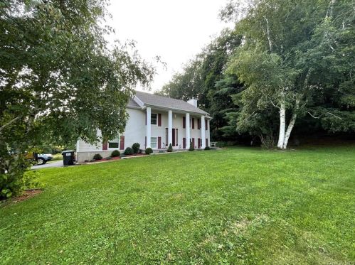 59 Egbertson Rd, Camp Bell Hall, NY 10916-2415