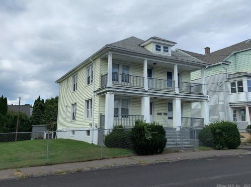 124 Fairfield Ave, Waterbury, CT 06708-4045