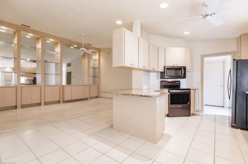 3668 El Segundo Ct, Naples FL 34109-1398 exterior