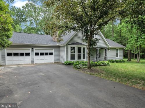 5304 Cedar Ridge Dr, Fredericksburg, VA 22407-7702