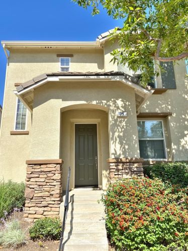 75 Crocus St, Redlands, CA 92373-4219