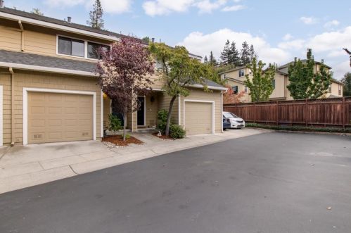 181 Ada Ave, Mountain View CA  94043-4901 exterior