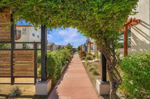 1812 Notre Dame Blvd, Chico CA  95928-6814 exterior