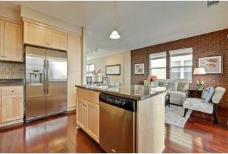 1935 Newbury Dr, Mountain View CA  94043-1781 exterior
