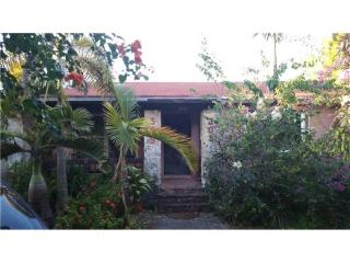305 148th St, Miami, FL 33161-2052