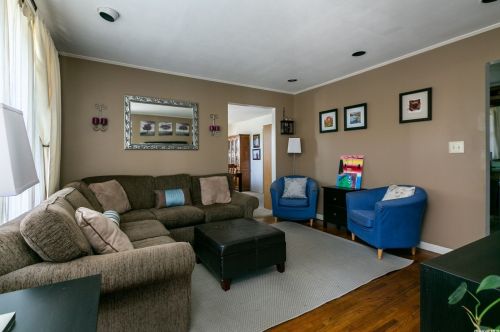 337 Carnation Rd, West Islip, NY 11795-2801