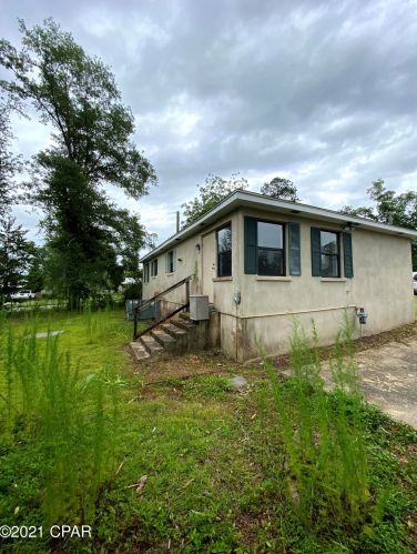 4346 2nd Ave, Marianna FL  32446-4101 exterior