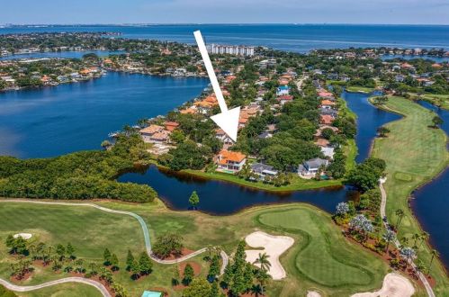 930 Bayview Pl, Saint Petersburg, FL 33704-2433