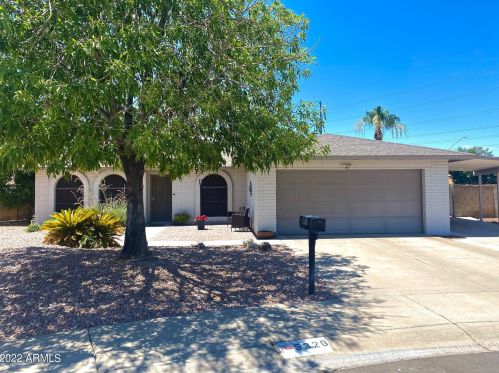 5326 Shaw Butte Dr, Glendale, AZ 85304-2728