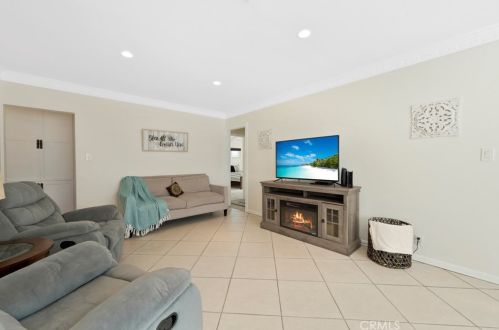 10624 Sunnybrook Ln, Whittier CA  90604-1755 exterior