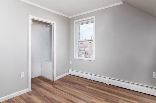 37 Stevens St, Providence RI  02911-1618 exterior