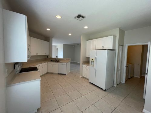 9801 Eastbrook Cir, Port Saint Lucie FL  34987-2431 exterior