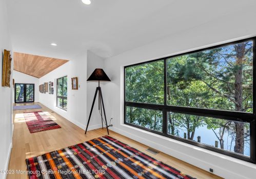 49 Cherokee Ln, Bricktown NJ  08724-4405 exterior