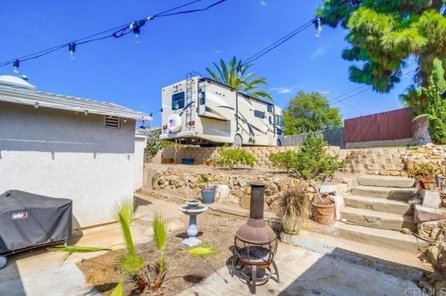 4117 Blackton Dr, La Mesa CA 91941-7512 exterior