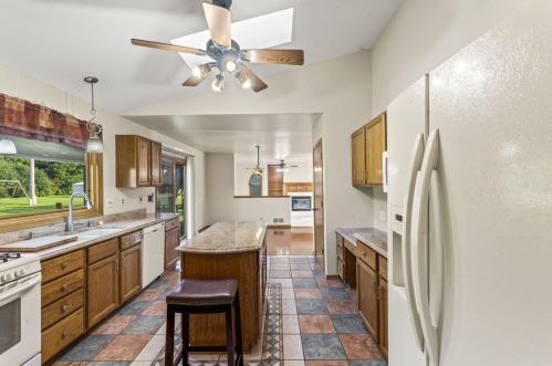 8219 57 Ave, Kenosha WI 53142-4728 exterior