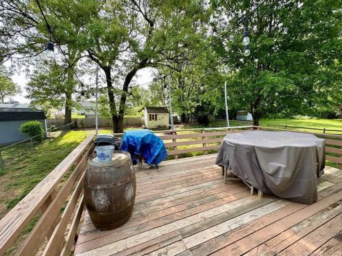 90 Wellman Rd, Manchester CT  06040-5542 exterior