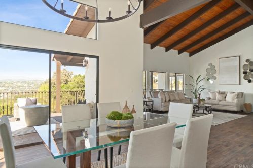 1500 Hillcrest Dr, Pismo Beach CA  93420-2215 exterior