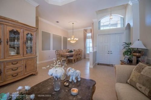 19032 55 St, Hollywood FL 33029-6290 exterior