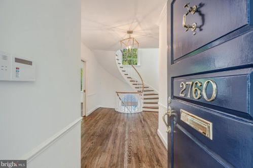 2760 32nd St, Washington, DC 20020-1450