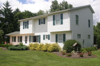 1583 Lindakay Dr, Akron, OH 44312-5353