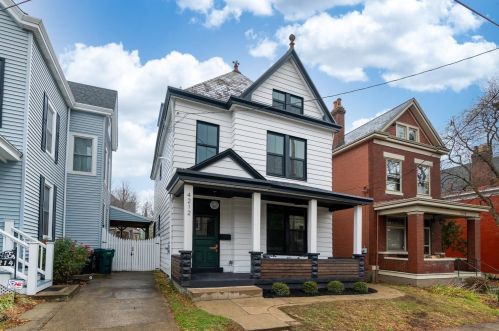 4212 Cherry St, Cincinnati, OH 45223-2015